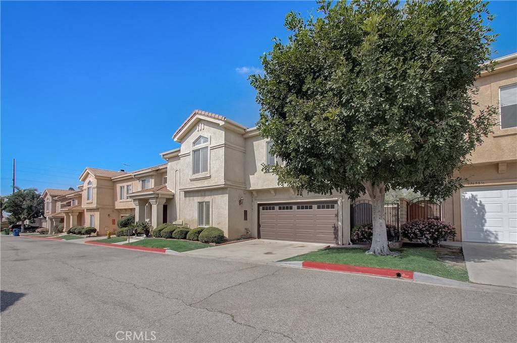 Sylmar, CA 91342,13660 Dronfield AVE