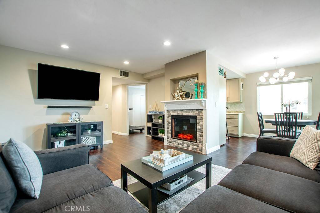 Newhall, CA 91321,19806 Sandpiper PL #7