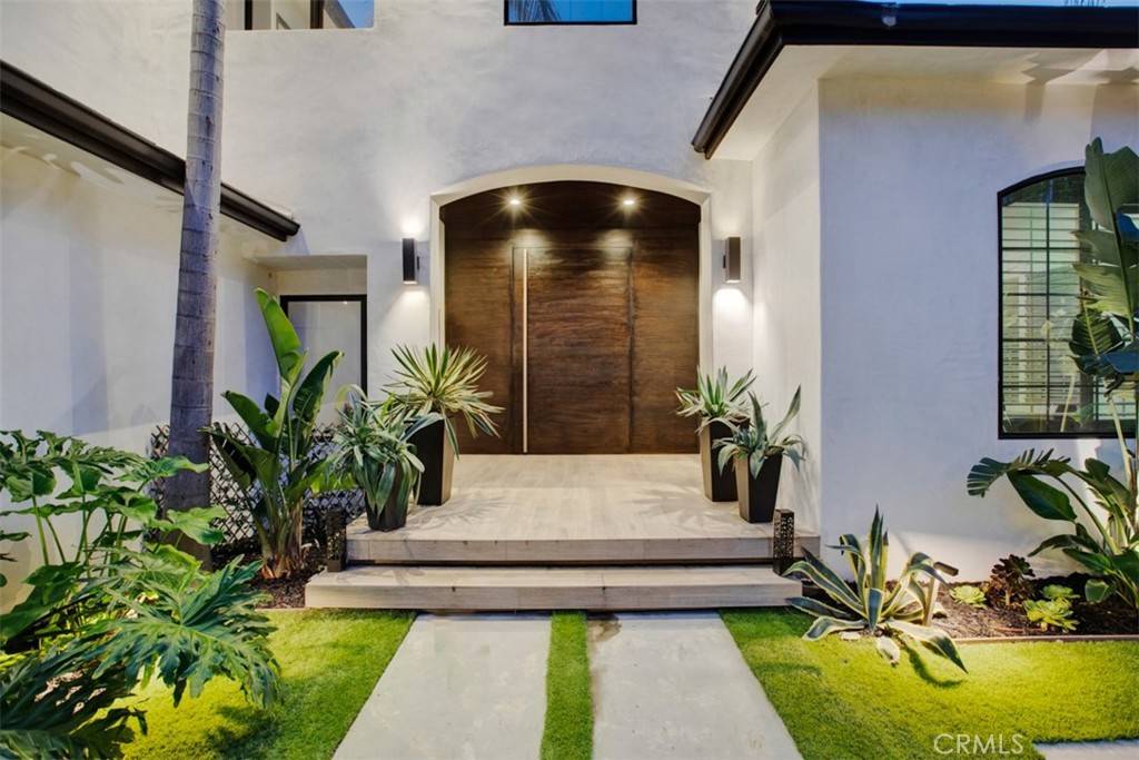 Burbank, CA 91504,3309 Wedgewood LN