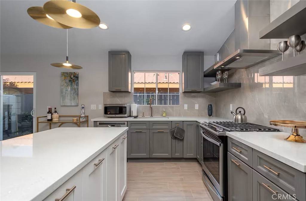 La Quinta, CA 92253,52060 Avenida Rubio