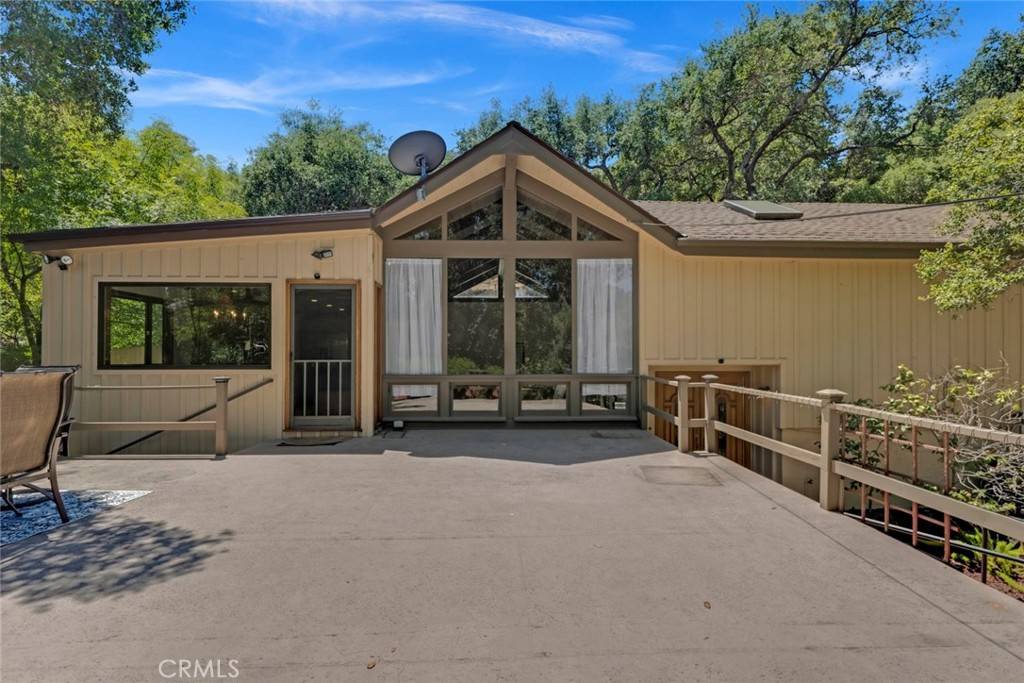 Sunland, CA 91040,8402 McGroarty ST