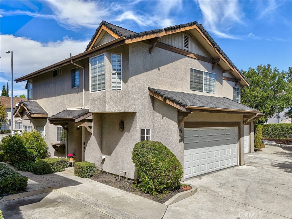 Winnetka, CA 91306,20851 Community ST #10