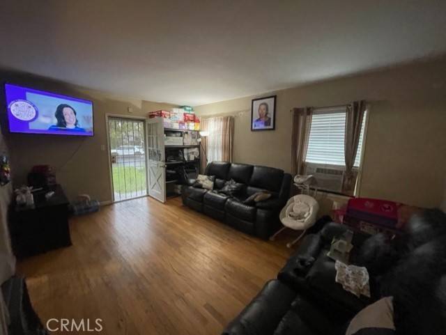 North Hollywood, CA 91606,6705 Denny AVE