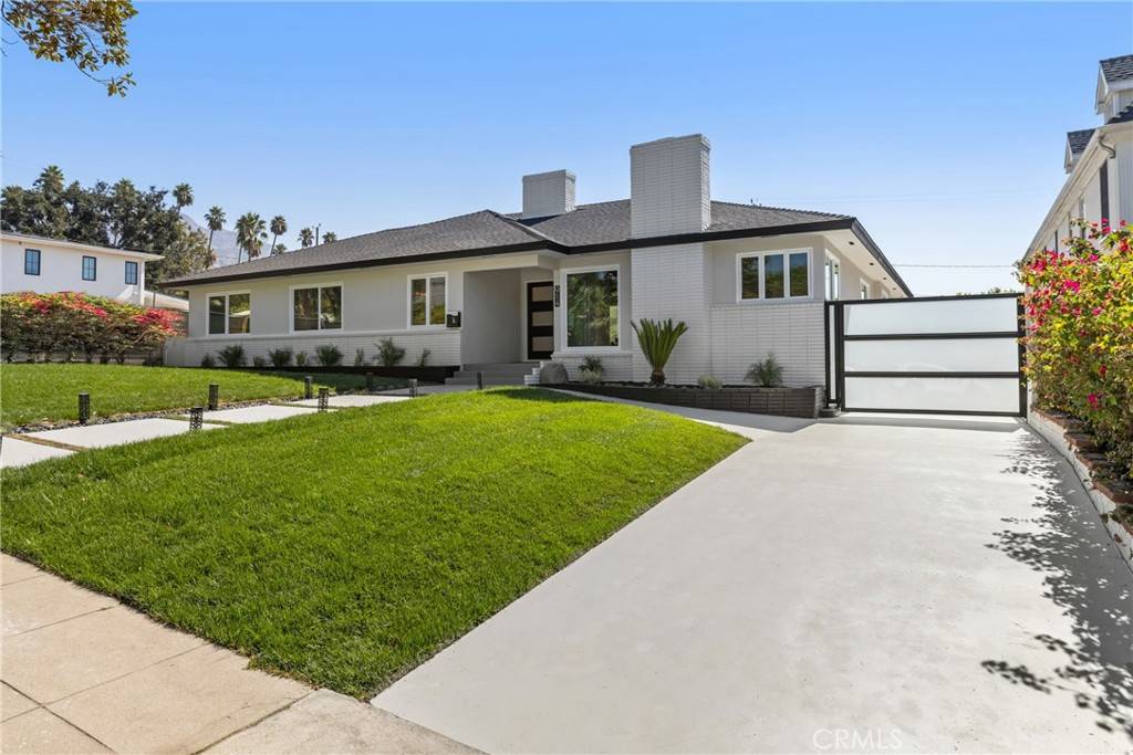 Burbank, CA 91501,914 E Grinnell DR