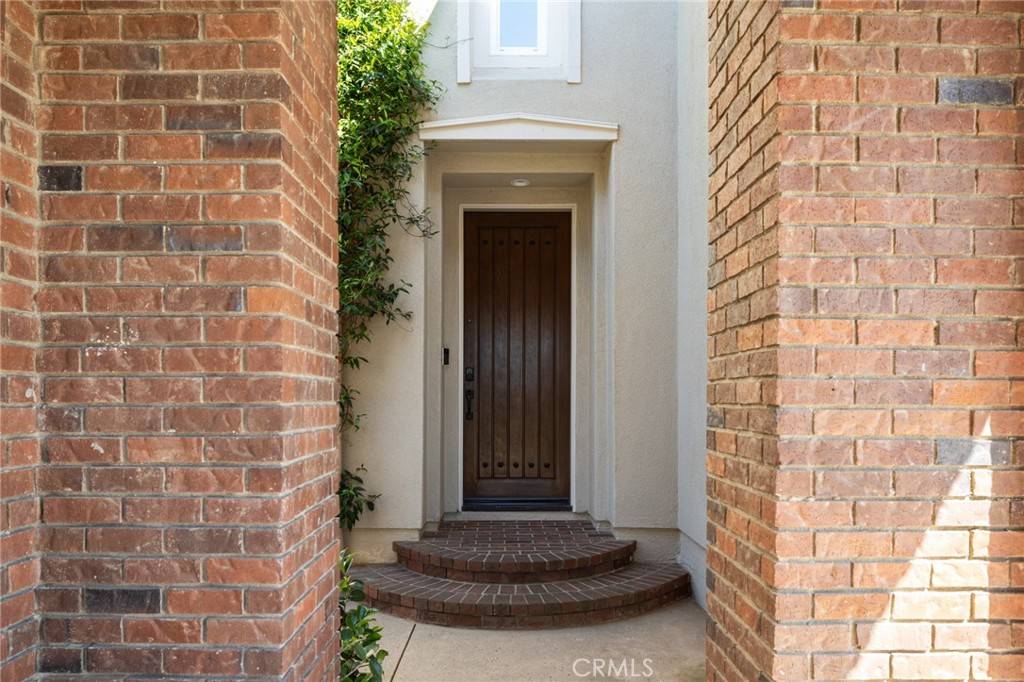 Newbury Park, CA 91320,5009 Via Vistosa