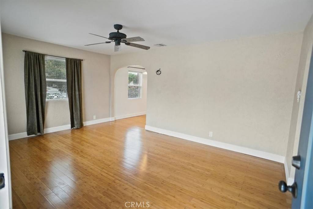 Reseda, CA 91335,19039 Vanowen ST