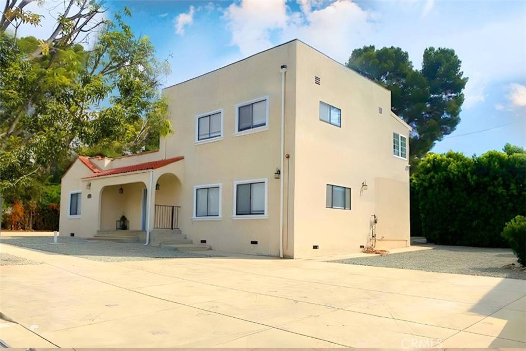 Sun Valley, CA 91352,10109 La Tuna Canyon RD