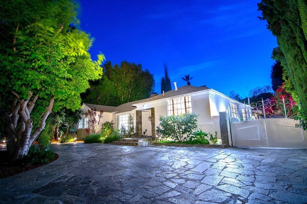Studio City, CA 91604,4001 Coldwater Canyon AVE
