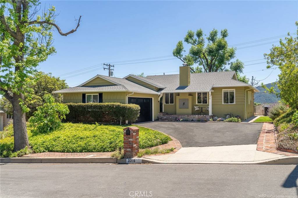 La Crescenta, CA 91214,3316 Henrietta AVE
