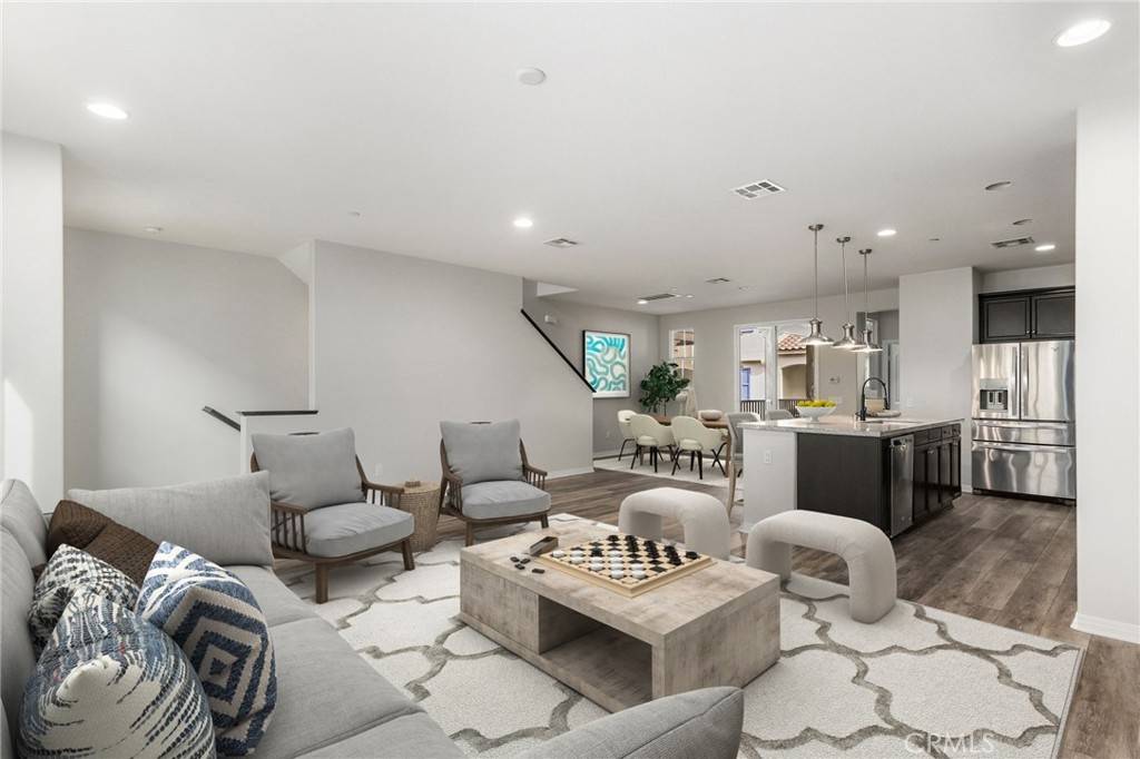 Saugus, CA 91350,26703 Lexington LN