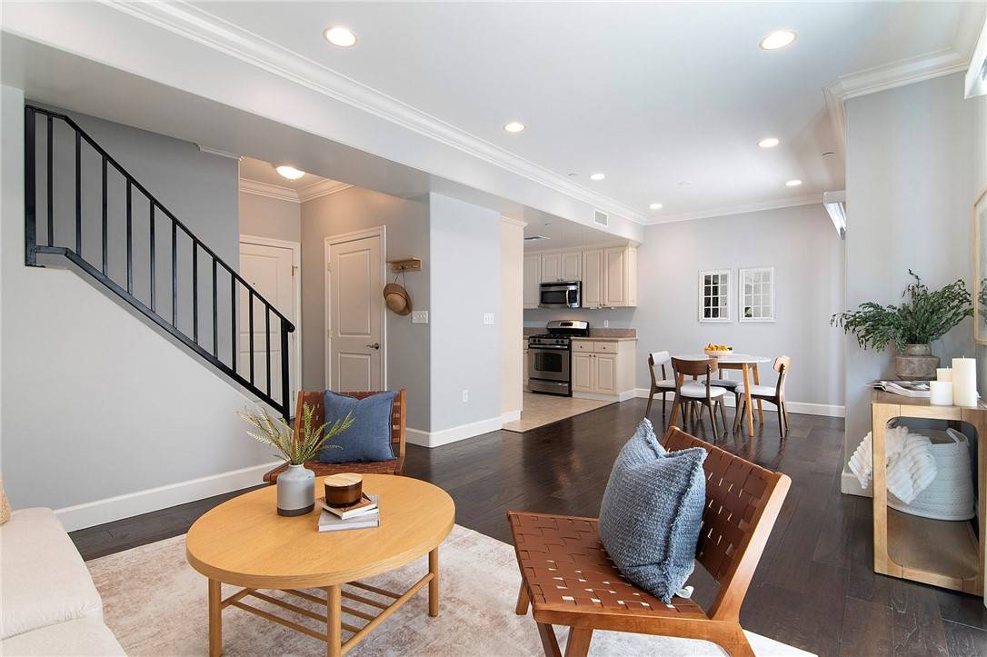 North Hollywood, CA 91601,5335 Cartwright Ave #3