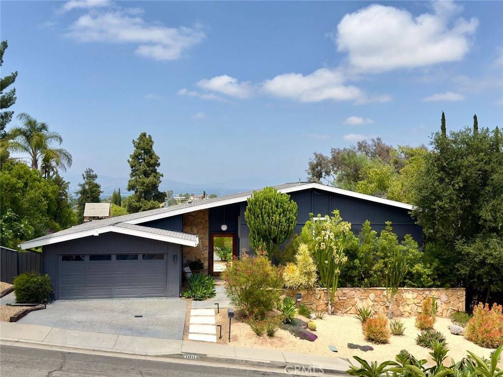 Woodland Hills, CA 91364,21815 Ambar DR