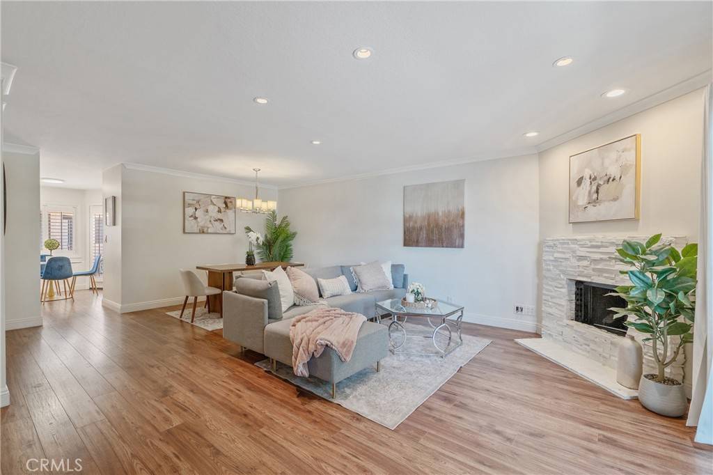 Valley Village, CA 91607,12330 Magnolia BLVD #101