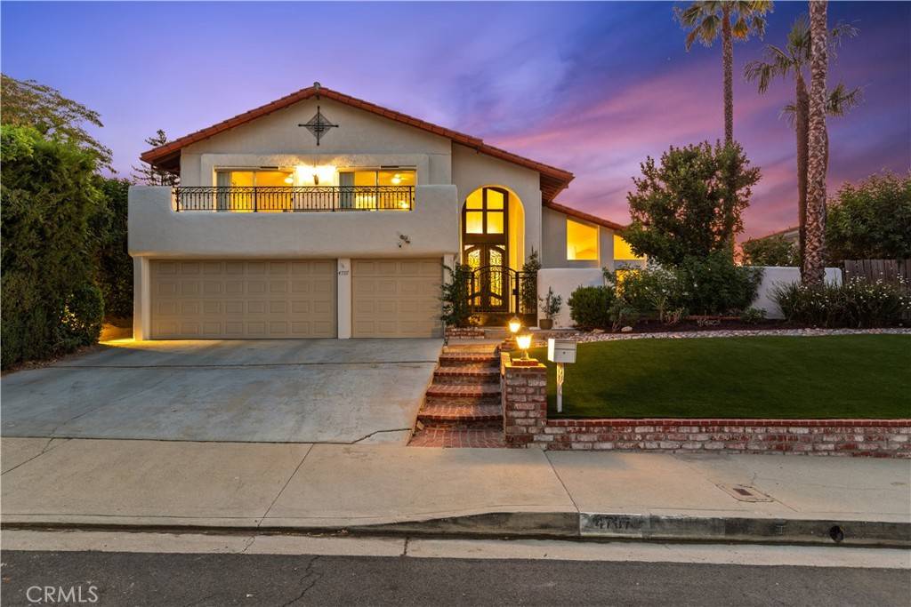 Woodland Hills, CA 91364,4707 Nomad DR