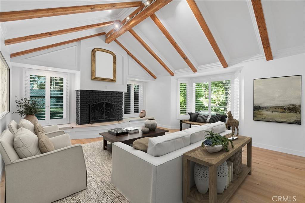 Agoura Hills, CA 91301,28925 Medea Mesa RD