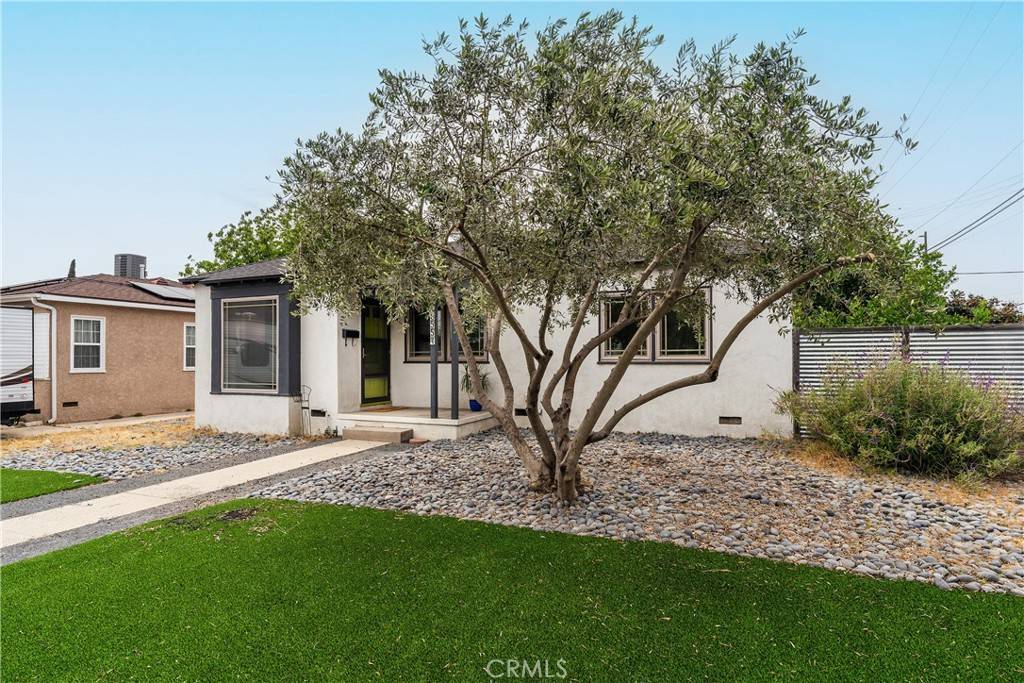 North Hollywood, CA 91606,6557 Clybourn AVE