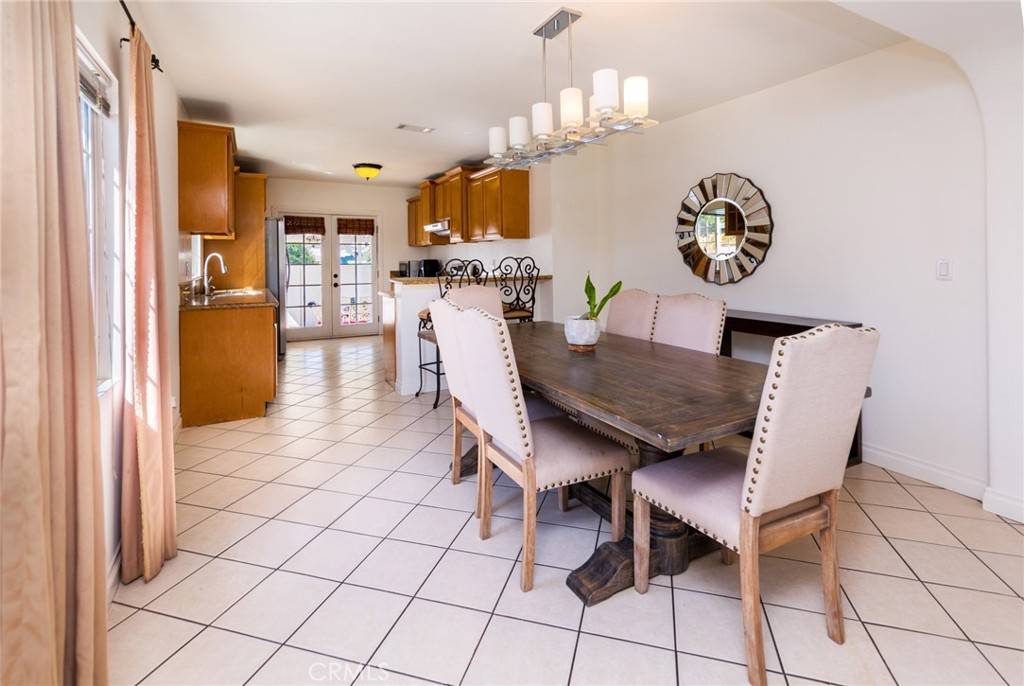 Sun Valley, CA 91352,8755 Rincon AVE