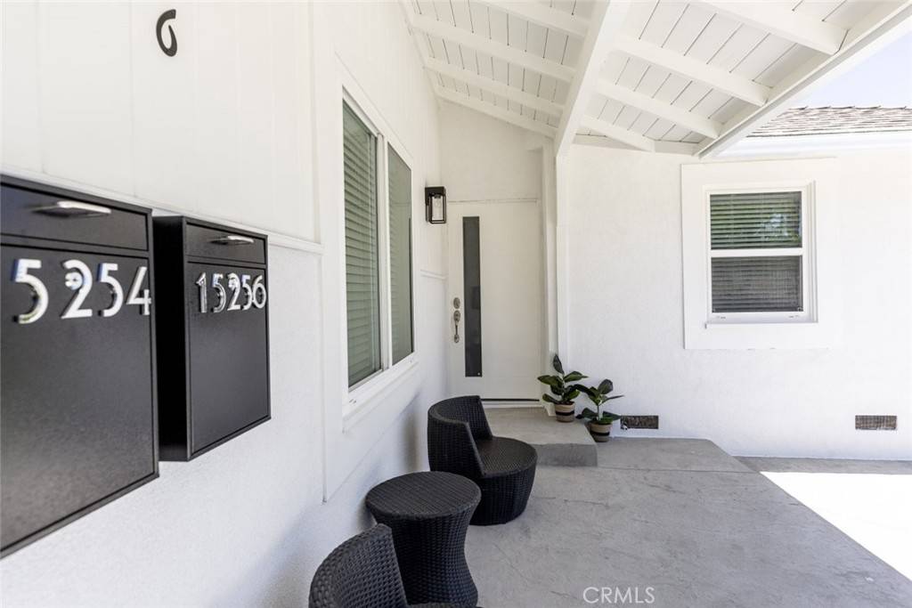 San Fernando, CA 91345,15256 Clymer ST