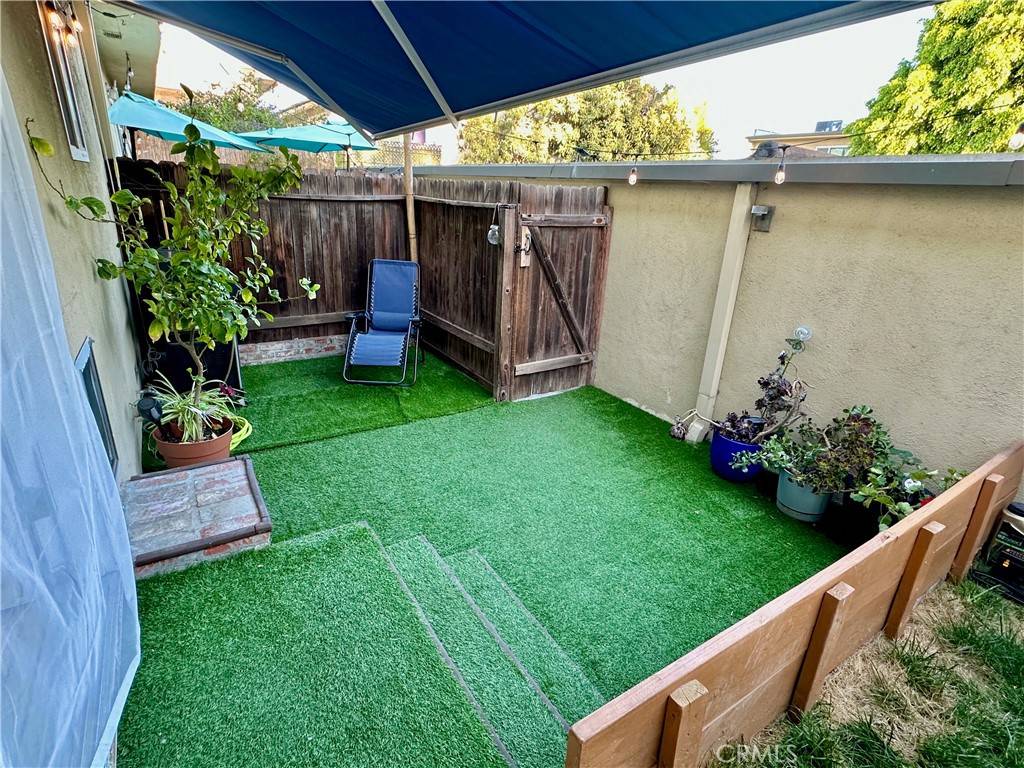 Studio City, CA 91602,11138 Aqua Vista ST #3