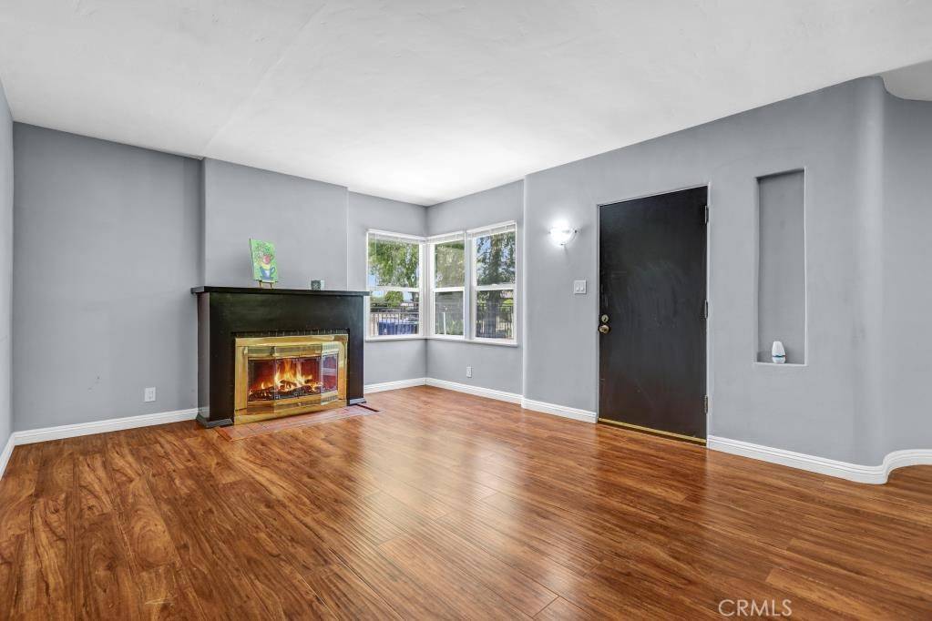 North Hollywood, CA 91606,6217 Farmdale AVE