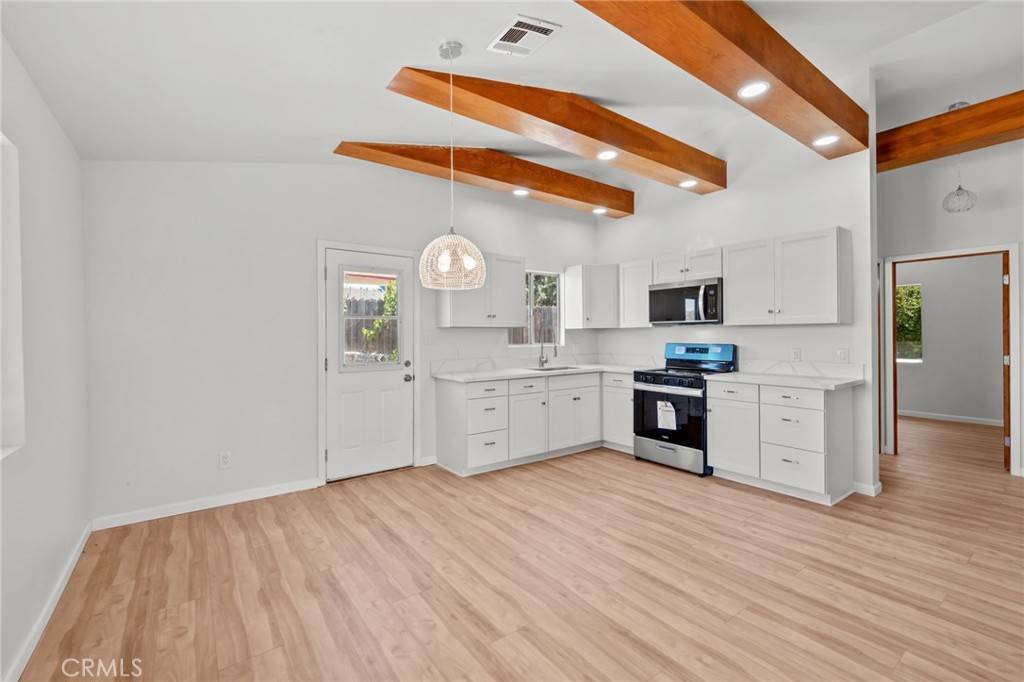 Lake Hughes, CA 93532,42821 Apollo DR
