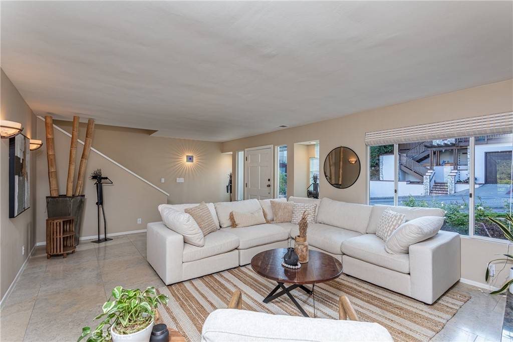 Laguna Beach, CA 92651,1349 Cerritos DR