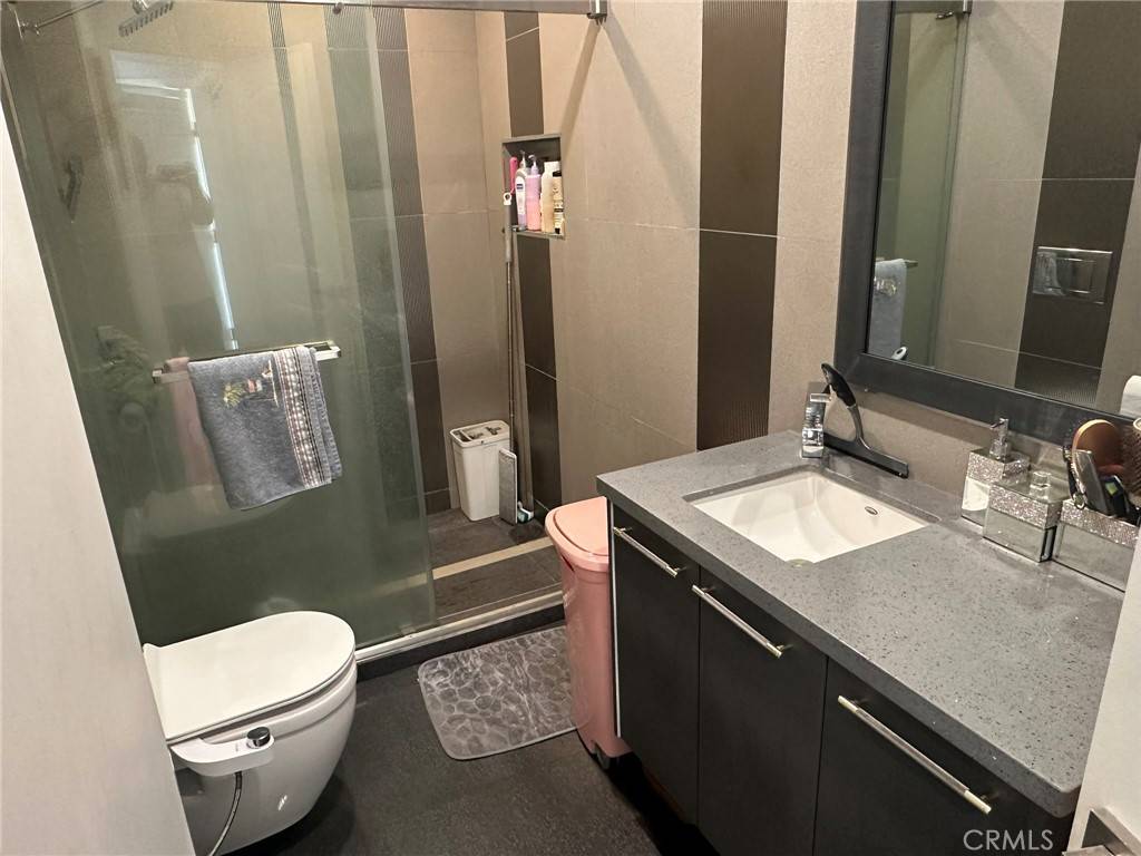 Sylmar, CA 91342,12990 Halford ST