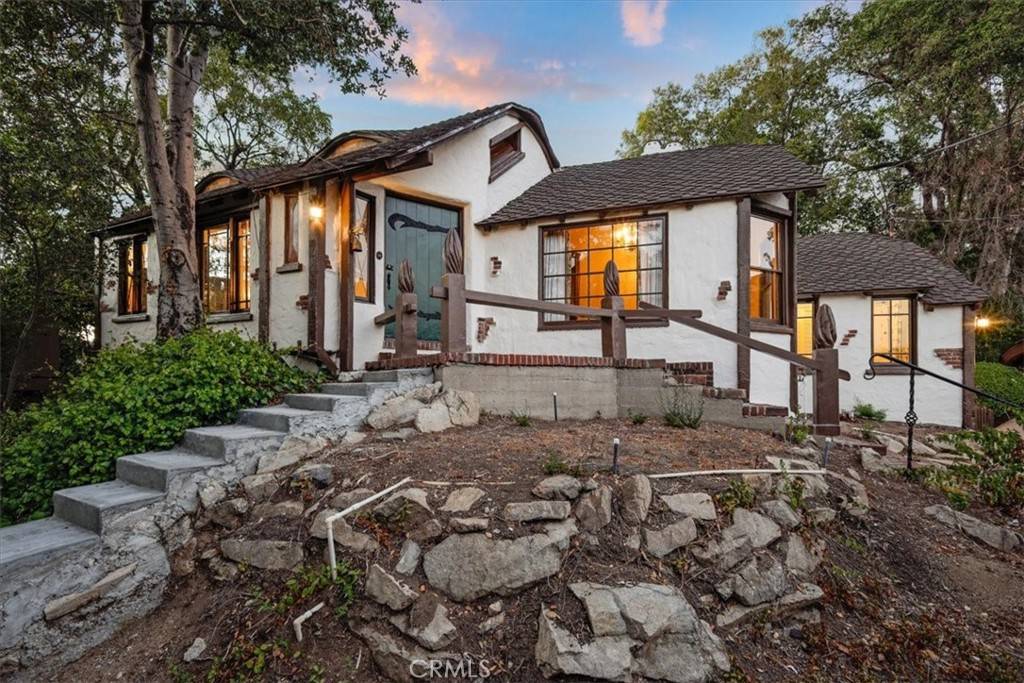 Glendale, CA 91208,1855 Verdugo Knolls DR
