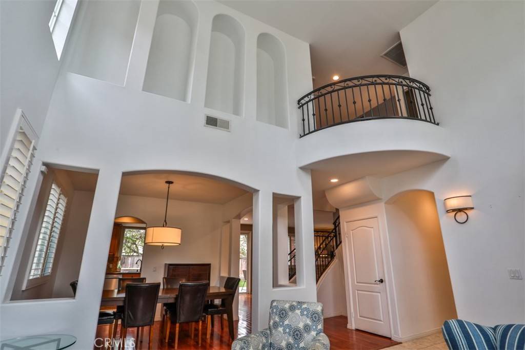 Encino, CA 91316,6316 Newcastle AVE