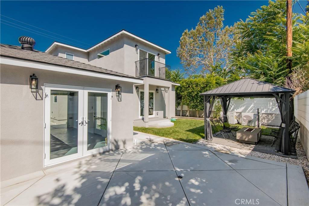 Burbank, CA 91506,340 N Mariposa ST