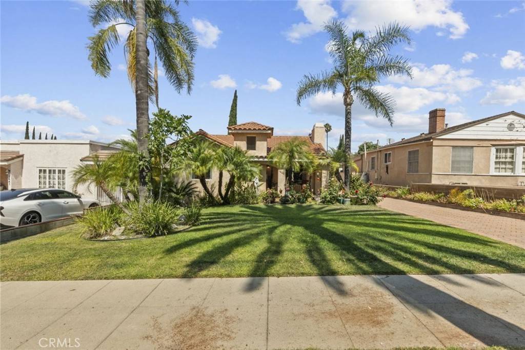 Glendale, CA 91201,1445 Raymond AVE