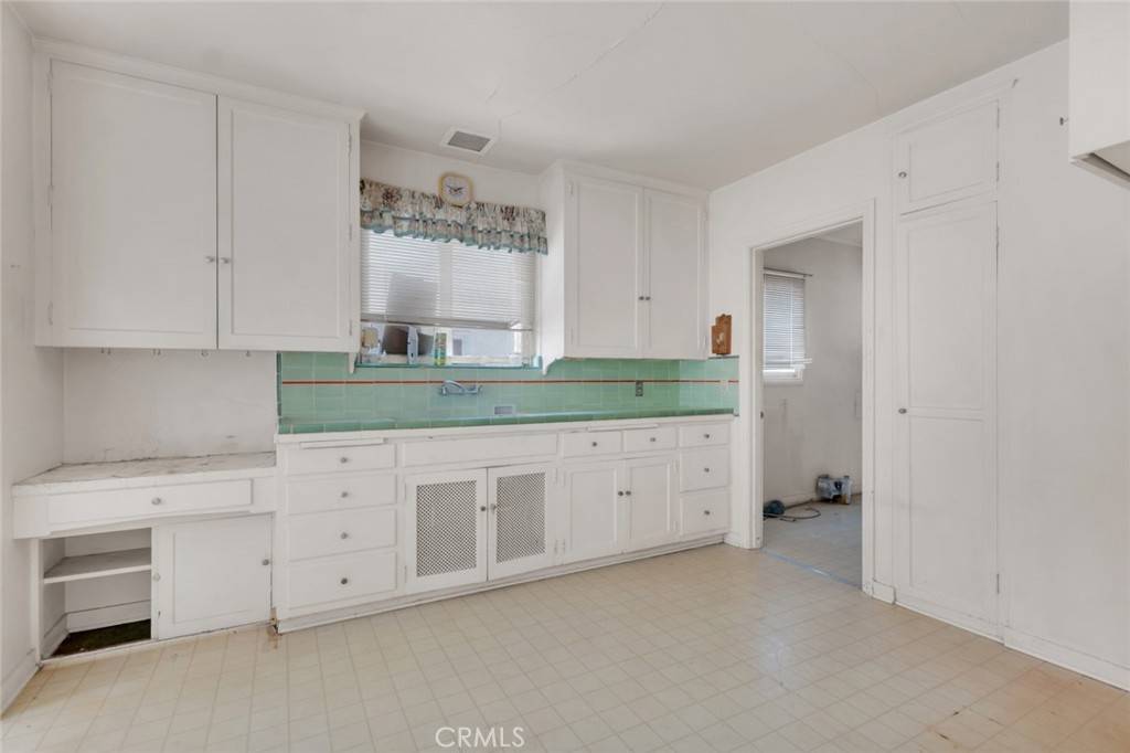 San Gabriel, CA 91775,311 N Del Mar AVE