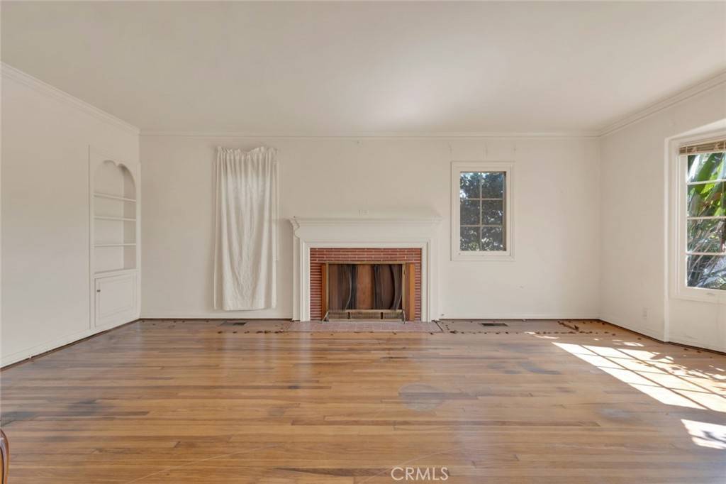 San Gabriel, CA 91775,311 N Del Mar AVE
