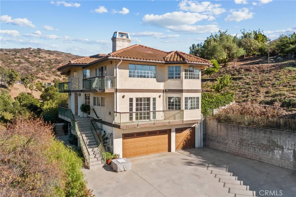 Sunland, CA 91040,9658 Wheatland AVE