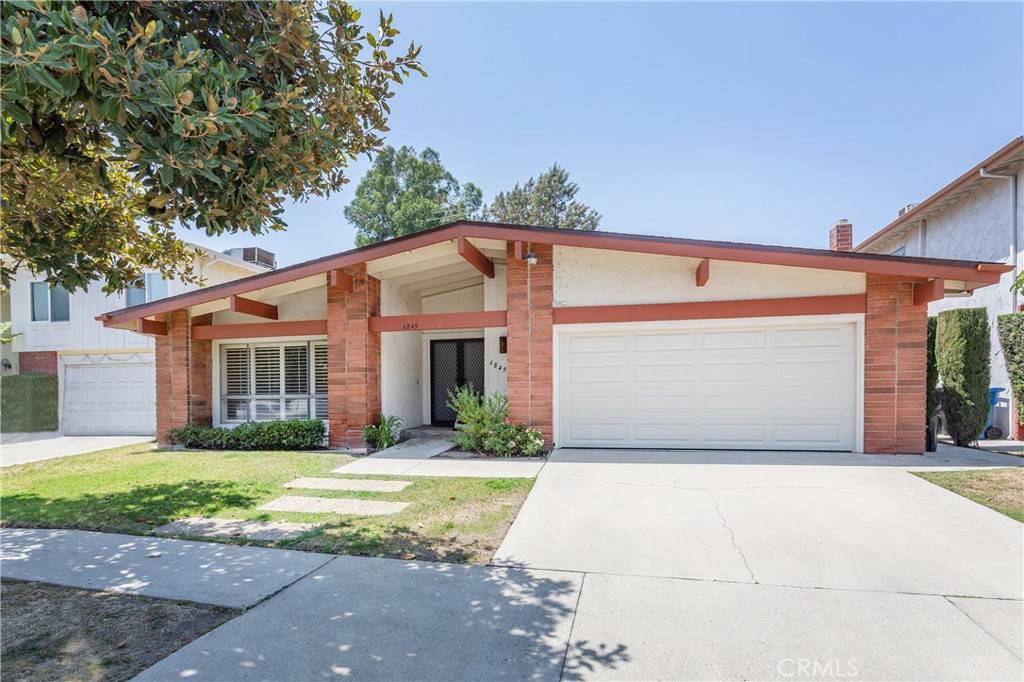 Lake Balboa, CA 91406,6849 Whitaker AVE
