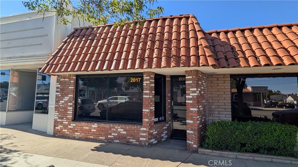 Burbank, CA 91506,2017 W Burbank BLVD