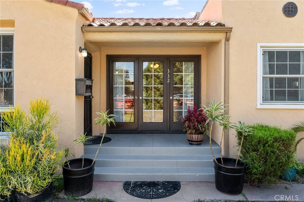 Long Beach, CA 90805,332 E South ST