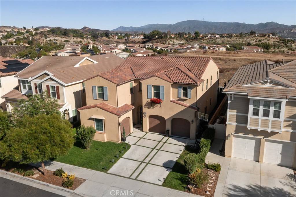 Saugus, CA 91350,27636 Camellia DR