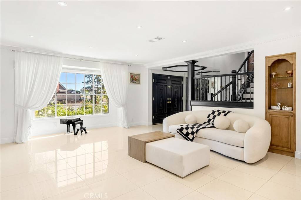 Porter Ranch, CA 91326,12115 Braemore