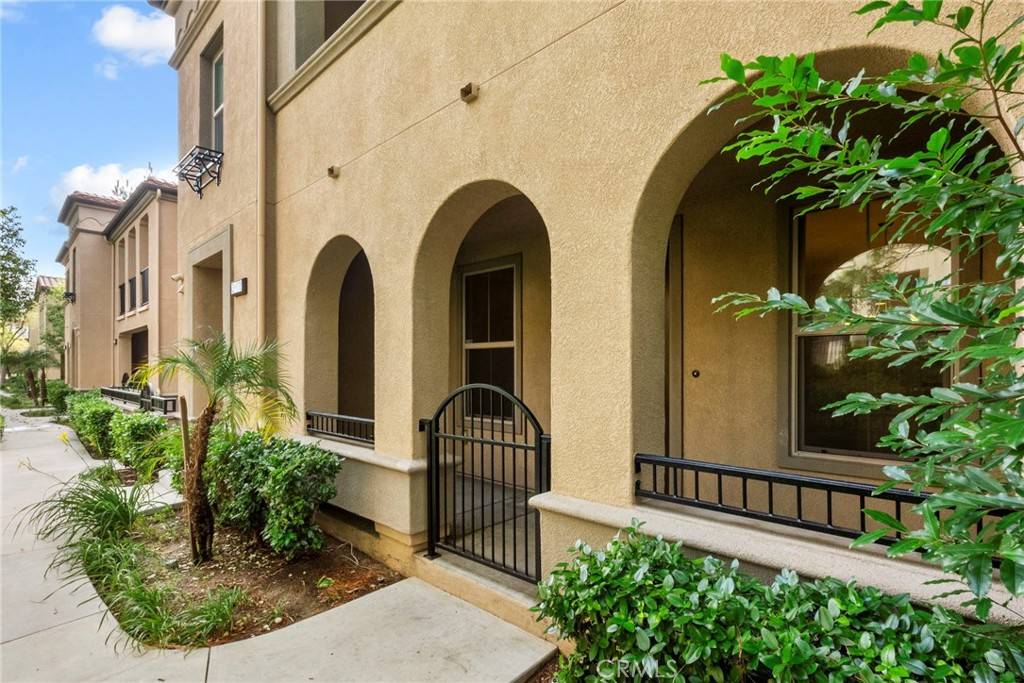 Porter Ranch, CA 91326,20433 Paseo Cresta