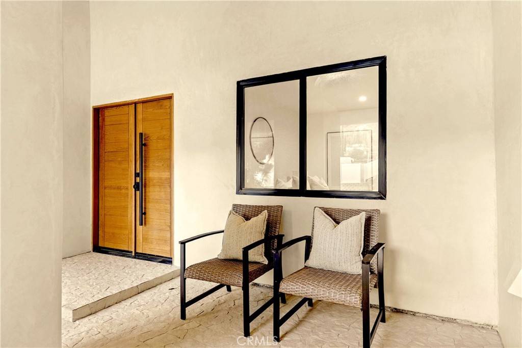 Tujunga, CA 91042,11521 Dellmont