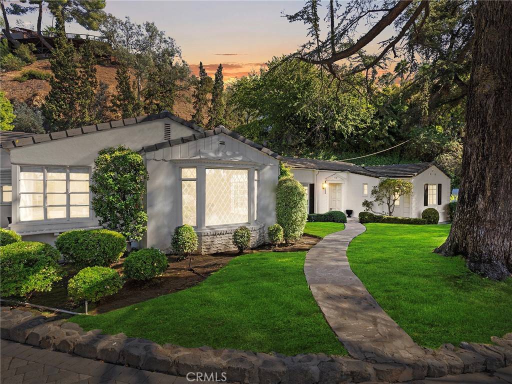 Glendale, CA 91207,1620 Melwood DR