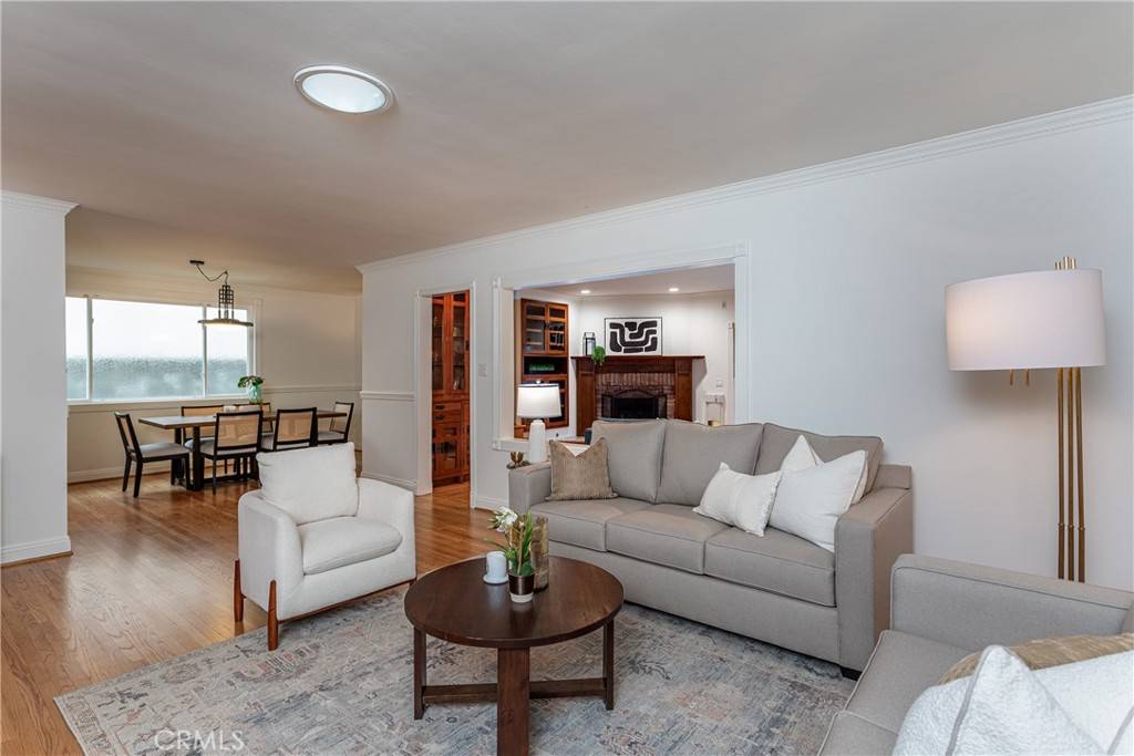 Burbank, CA 91504,842 Cornell