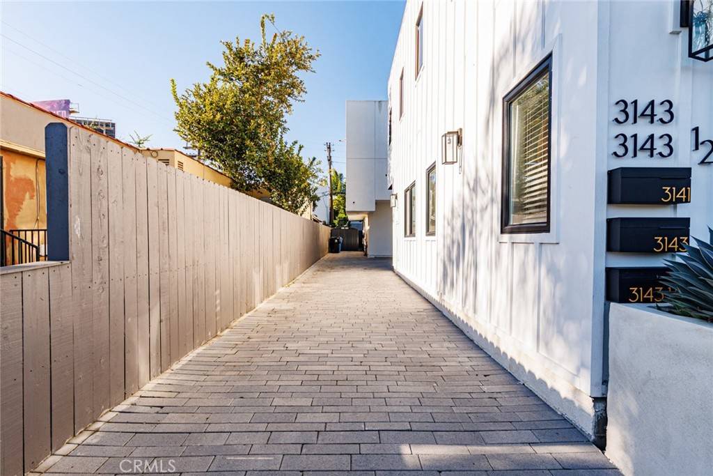 Los Angeles, CA 90034,3143 S Halm AVE