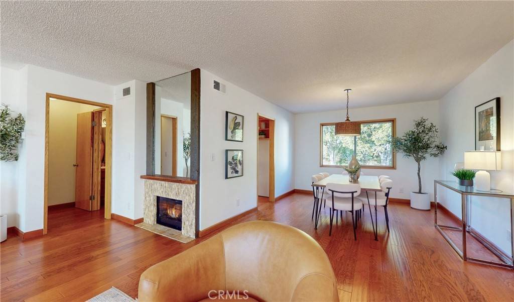 Burbank, CA 91504,7727 Via Capri