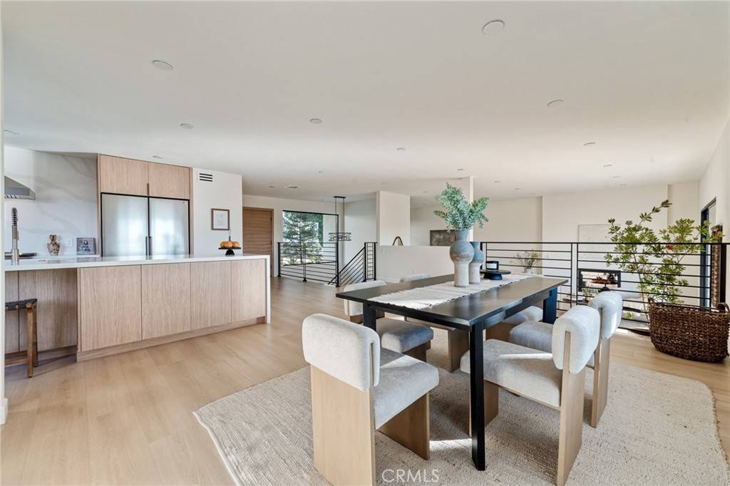 Glendale, CA 91205,1117 OBERLIN DR