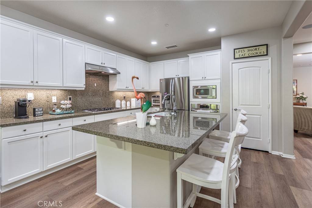 Saugus, CA 91350,19245 Graham LN