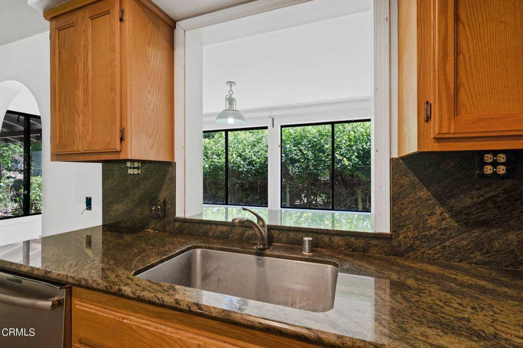 Navarro, CA 95463,18751 Appian WAY