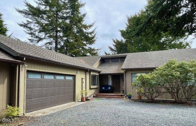Mendocino, CA 95460,12061 Cedarwood