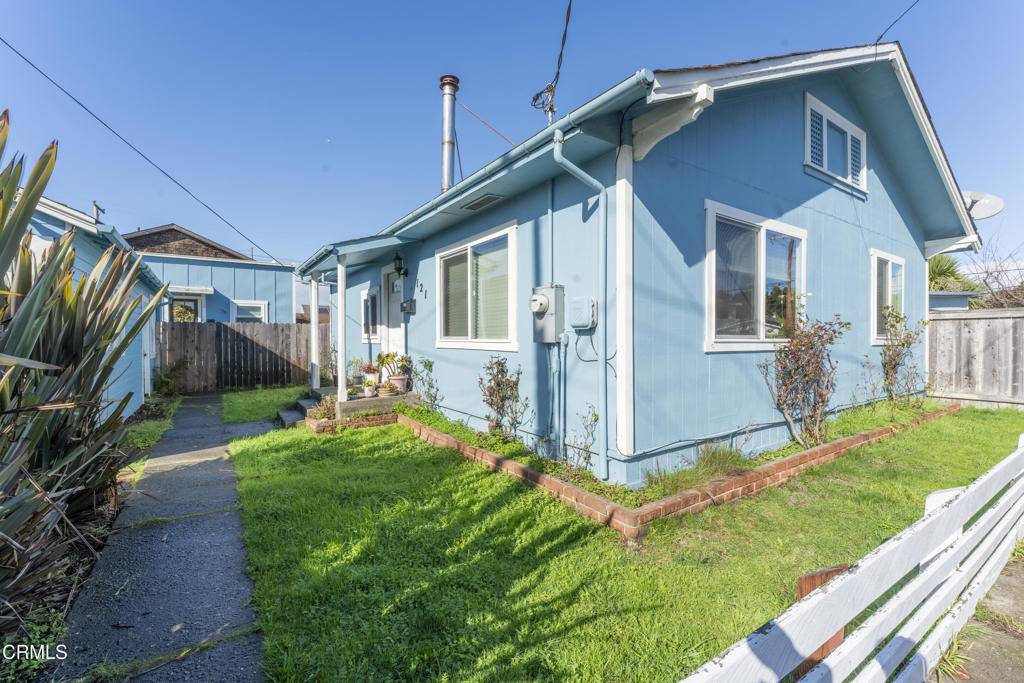 Fort Bragg, CA 95437,121 Florence ST